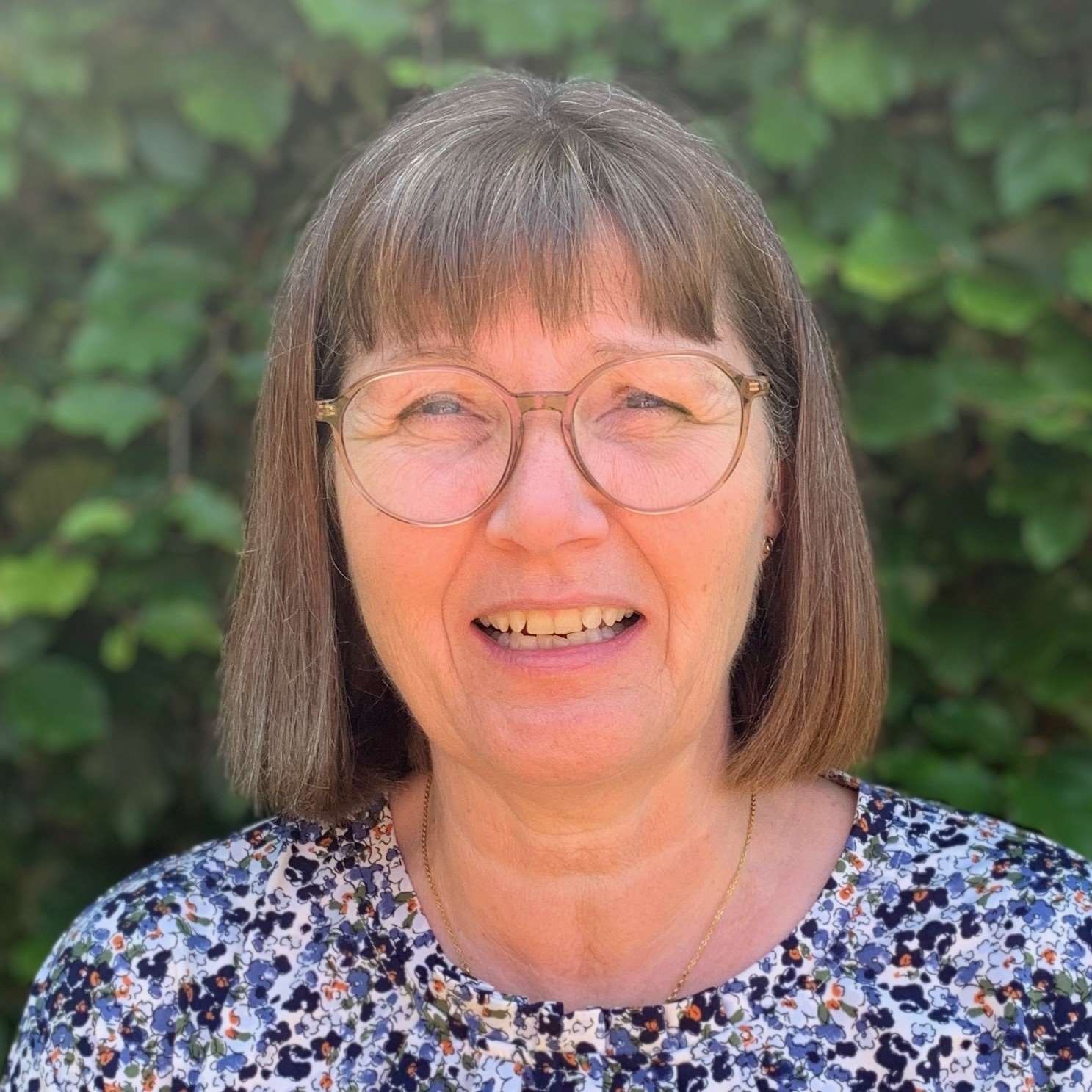 helle hansen - husaaasstent